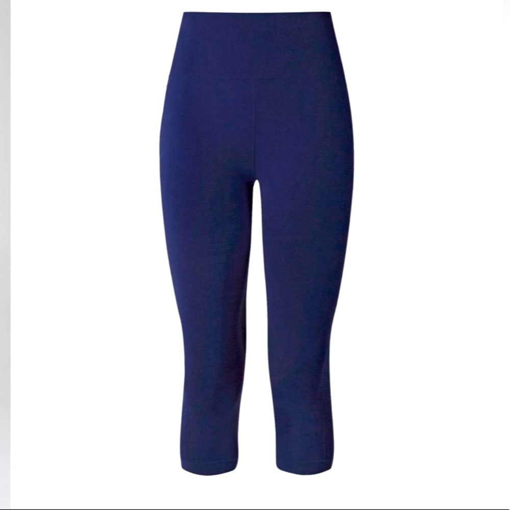 Like New Lululemon High Waisted Flow and Go Crop Hero Blue Cropped Leggings 4